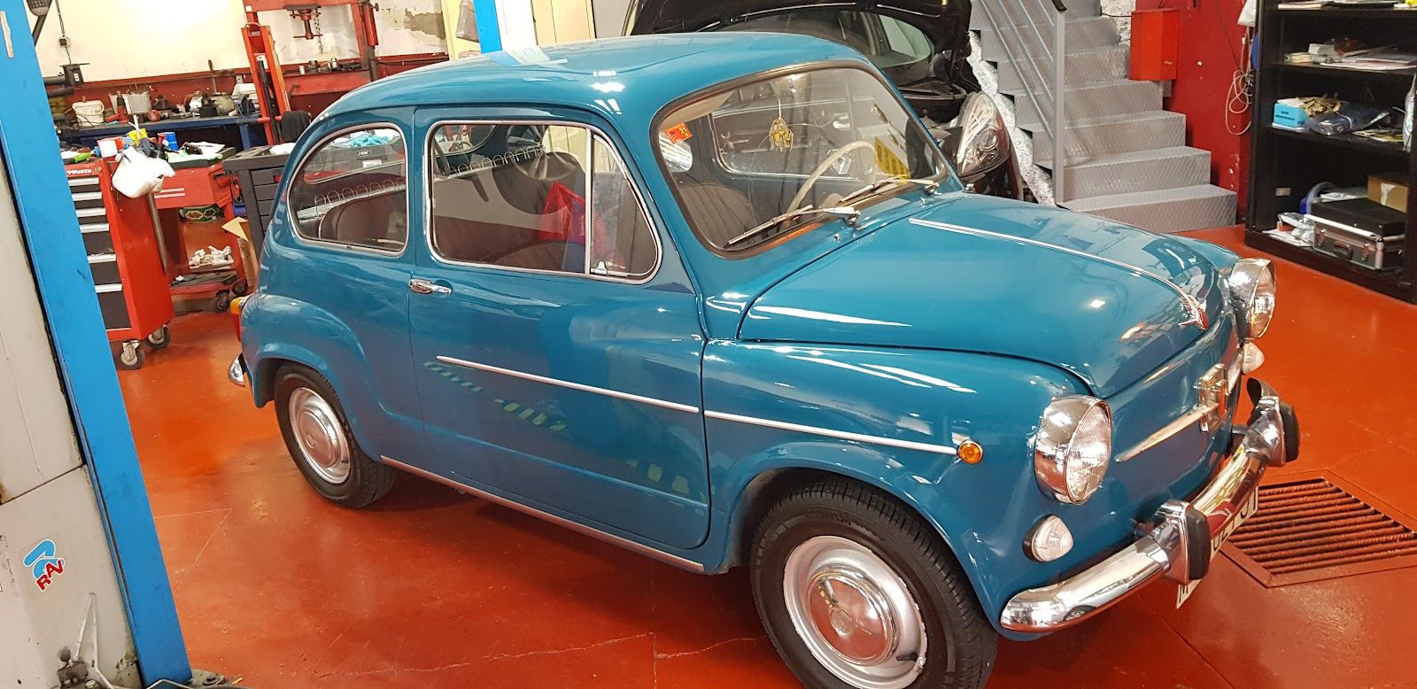 A J Reparaciones del Automóvil, foto 4 de 4