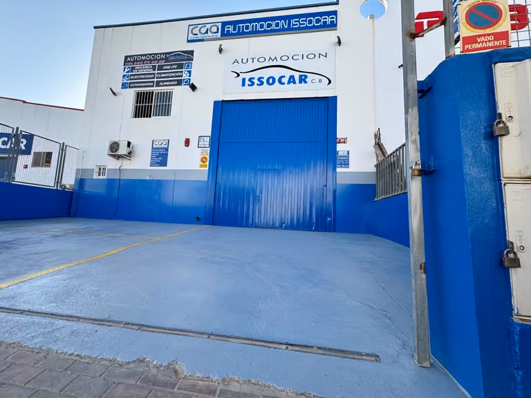 Automoción Issocar, foto 1 de 4