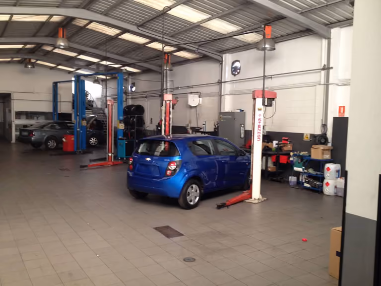 Taller Multimarca Riamóvil, foto 2 de 2